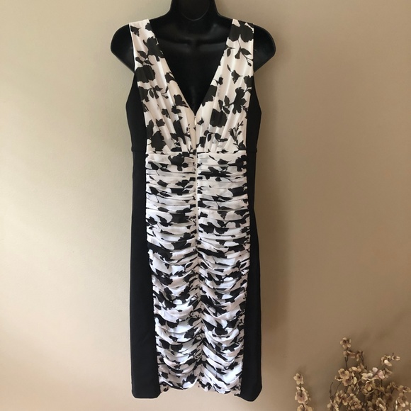 White House Black Market Dress  Size 10 - Picture 3 of 5